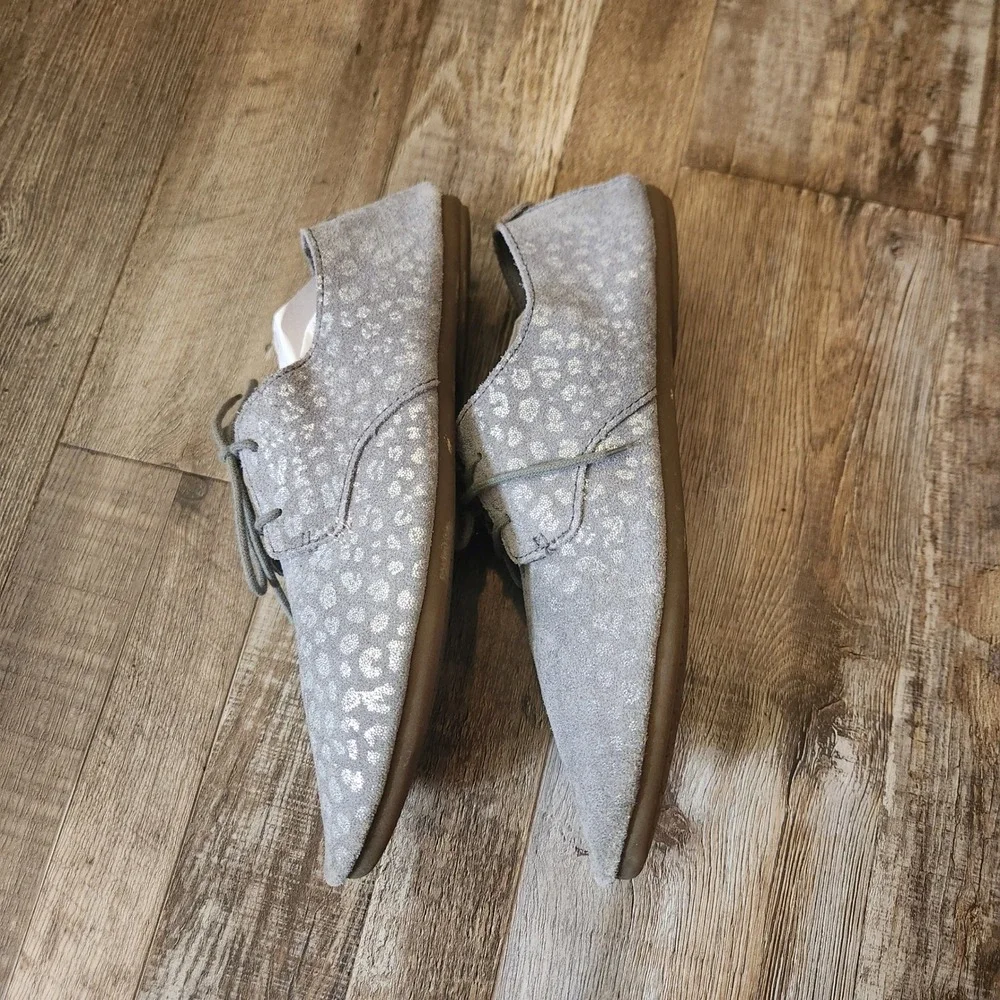 Sanuk lace up